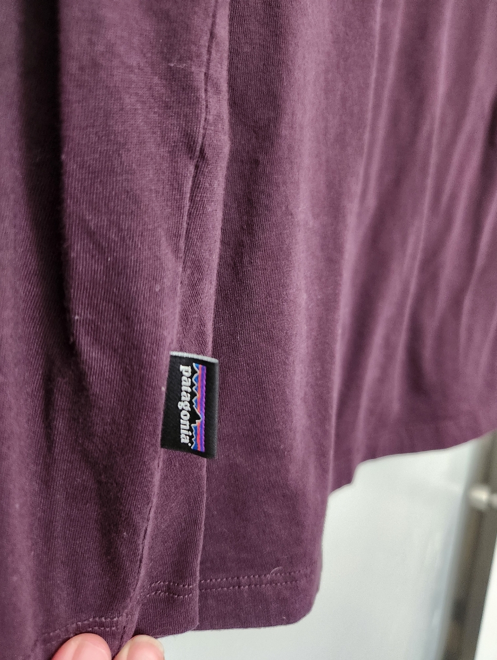 Patagonia Mens Long Sleeve Daily Henley Shirt Medium - Picture 6 of 6